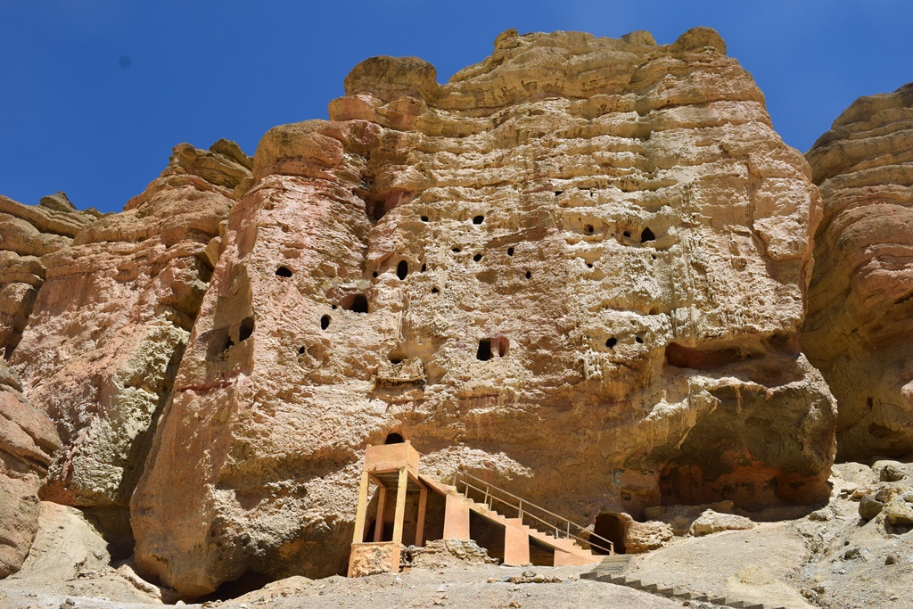 chussar caves II